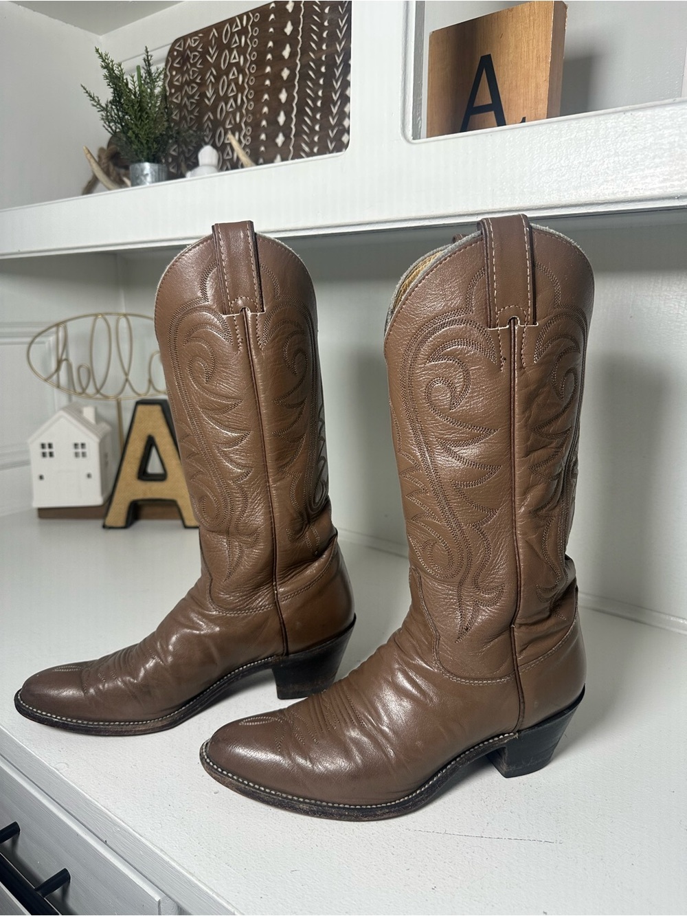 Justin Cowboy Boots Women's 7.5B USA Made Brown Leather J Toe Western Cowgirl